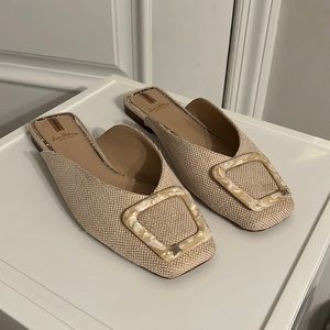 Sam Edelman - Lin Square Logo Buckle Mules